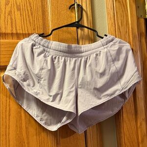 Women's Lavender Shorts Lululemon Hotty Hot Reg Rise